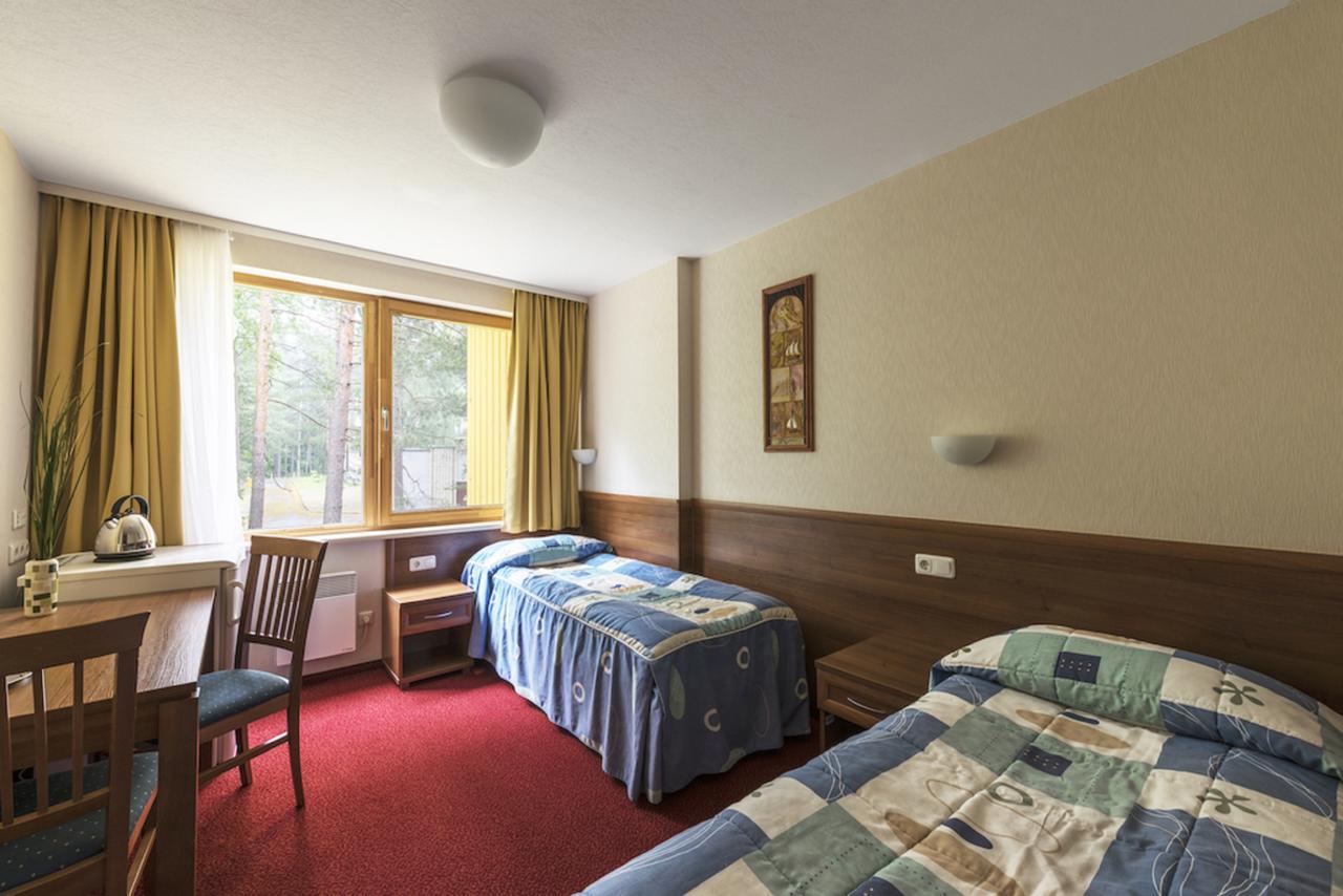 Oro Dubingiai Hotel Giraiciai Buitenkant foto